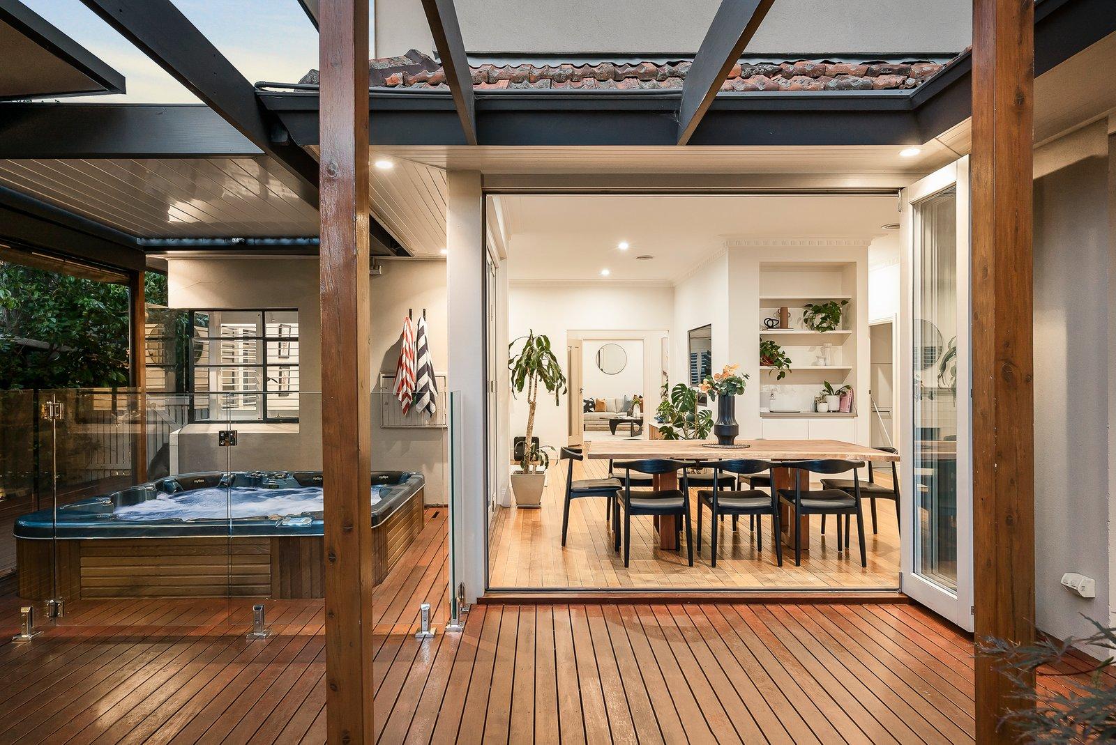 30 Cairnes Crescent, Malvern East, 3145