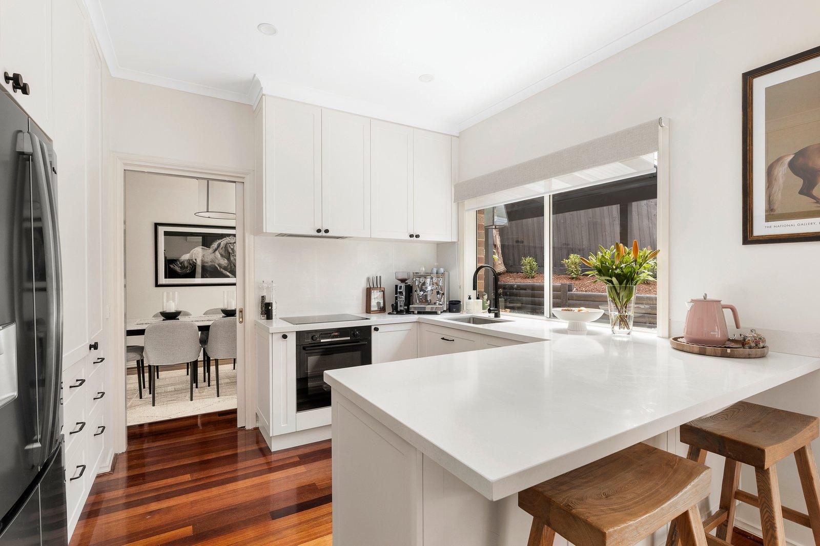 30 Cottinglea, Ringwood North, 3134