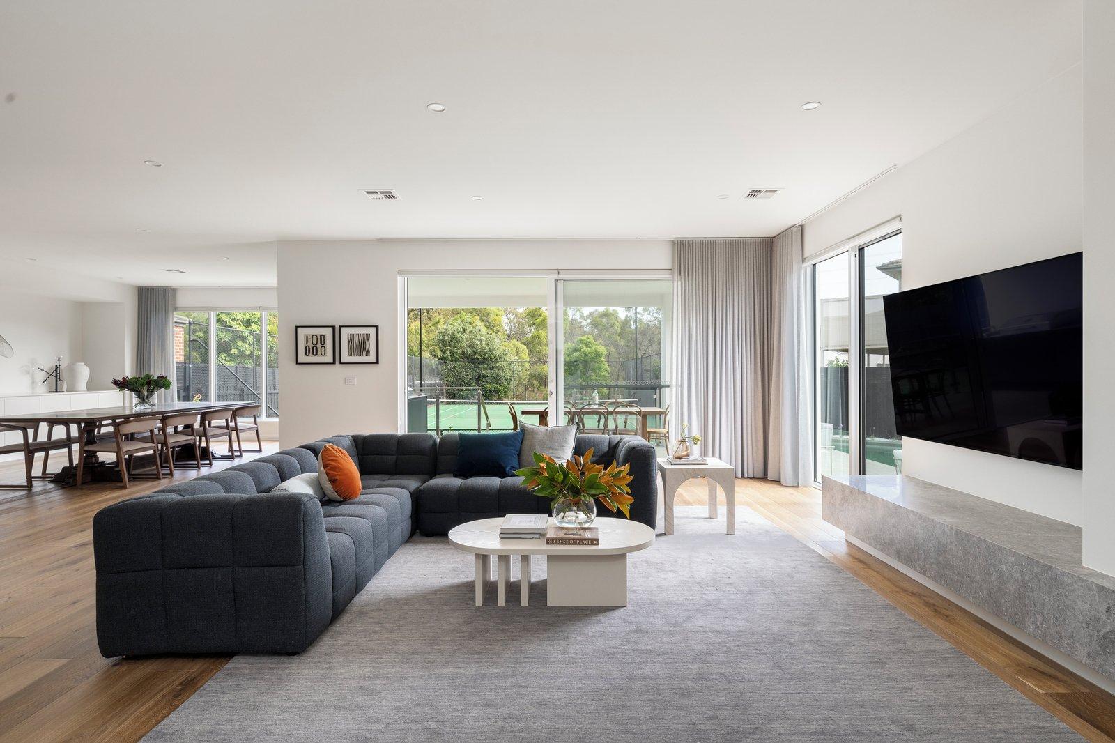 30 Great Valley Road, Glen Iris, 3146