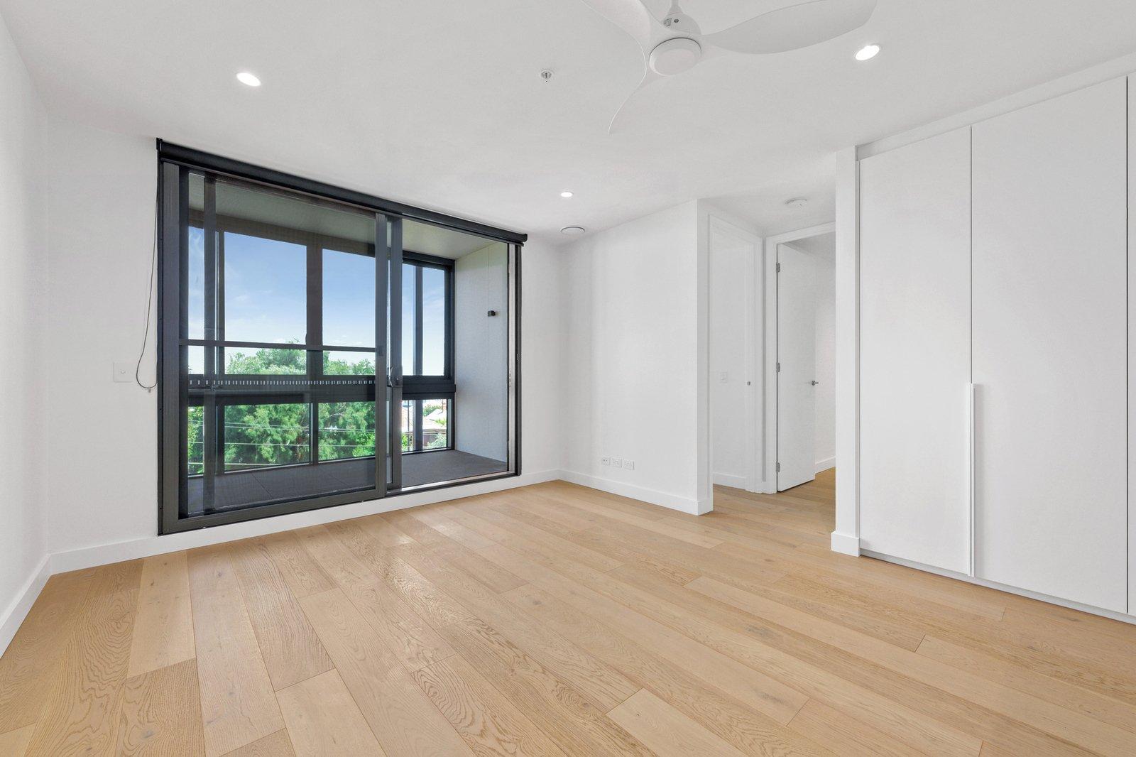 305/4 Koolkuna Lane, Hampton, 3188