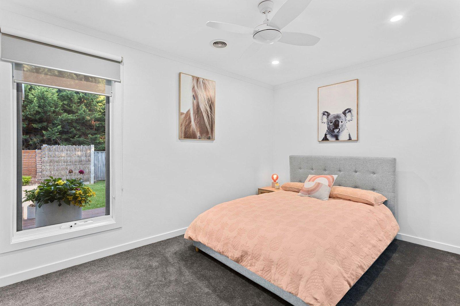 33 Trafalgar Square, Mount Martha, 3934