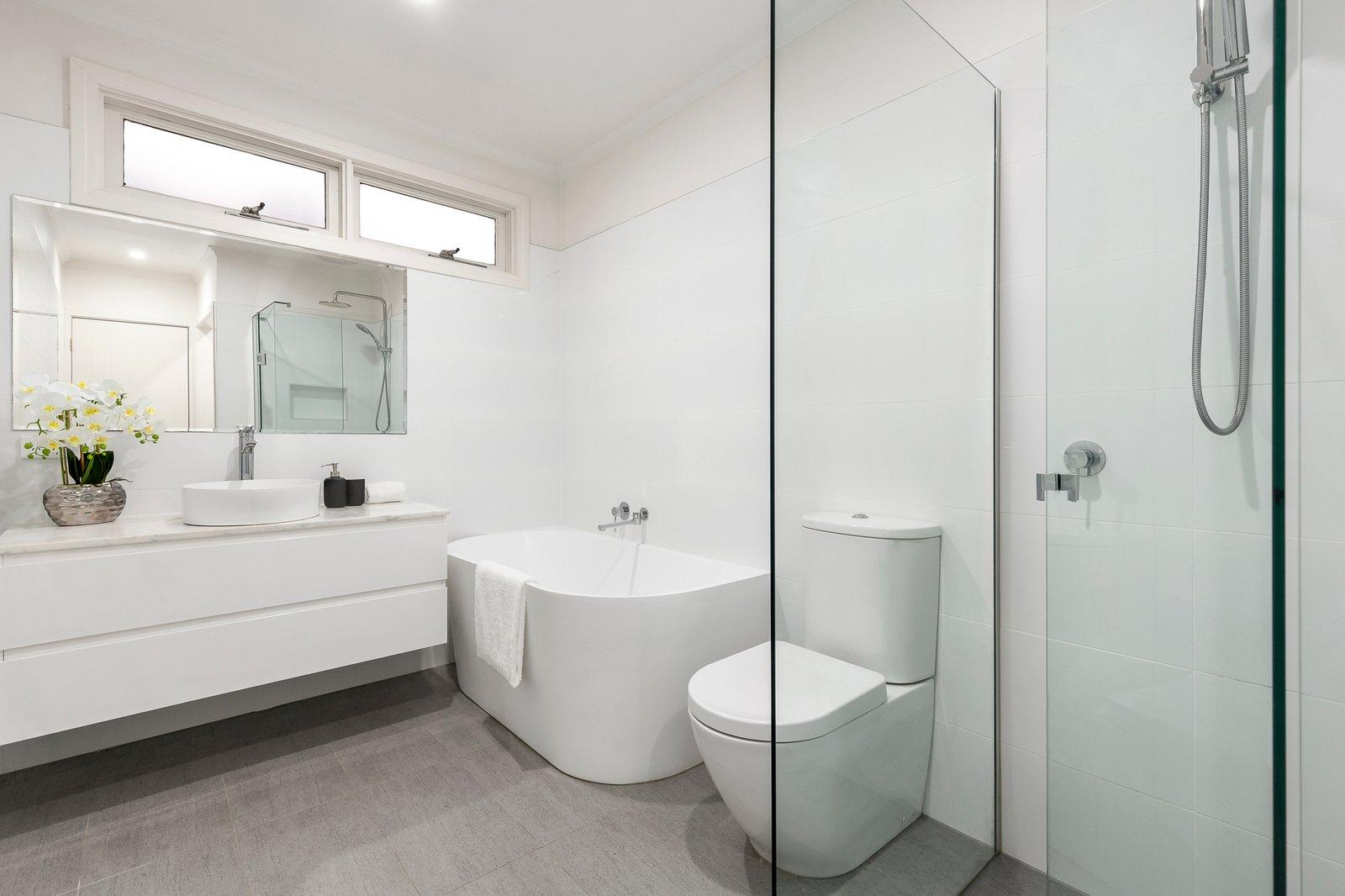 33 Station Avenue, Mckinnon, 3204