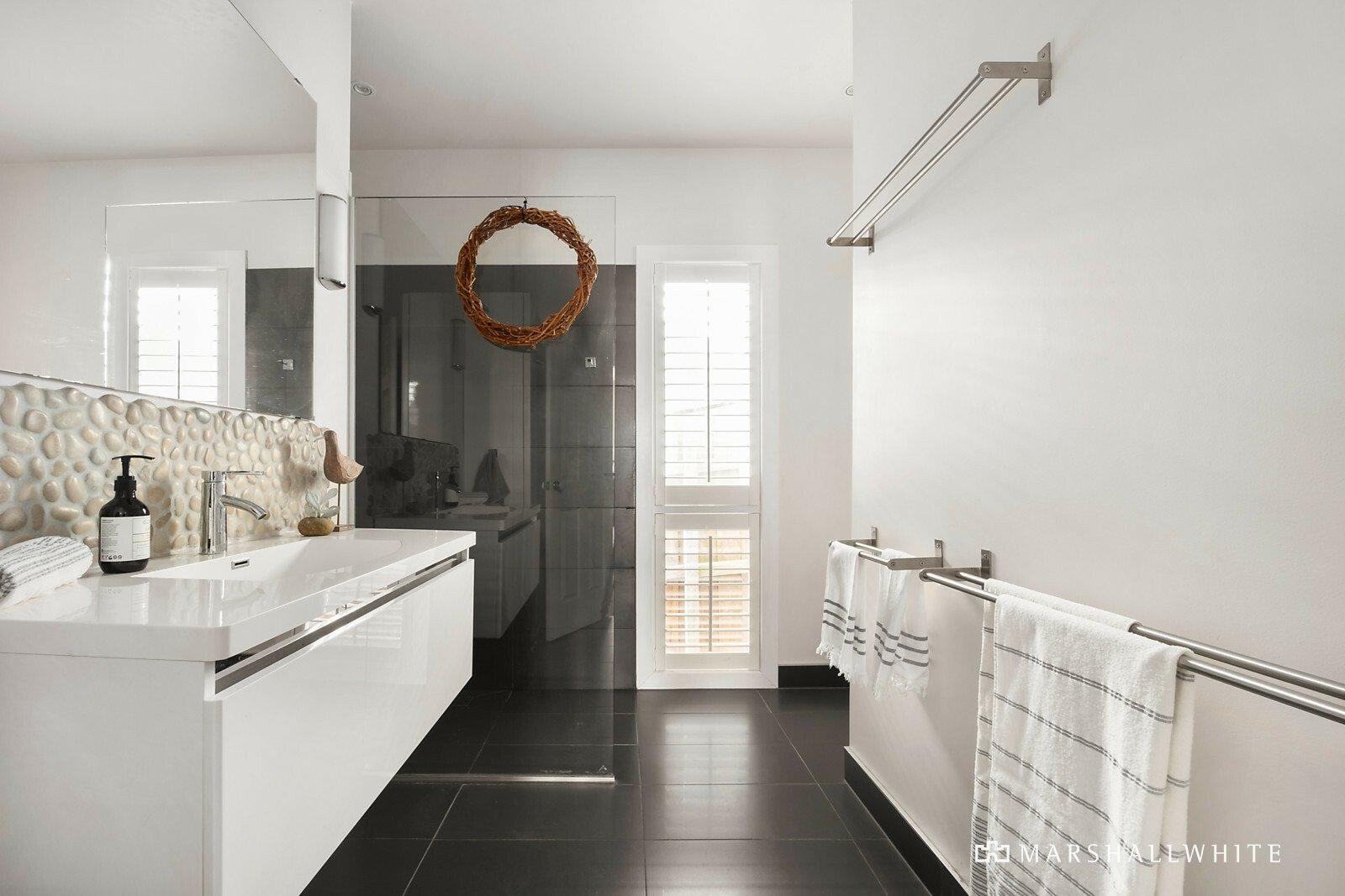 37 Barnard Grove, Kew, 3101