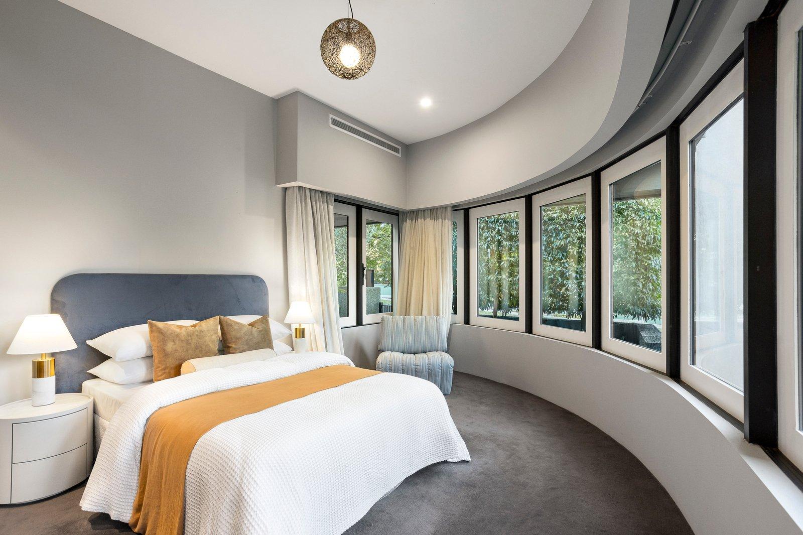 37 Linda Crescent, Hawthorn, 3122