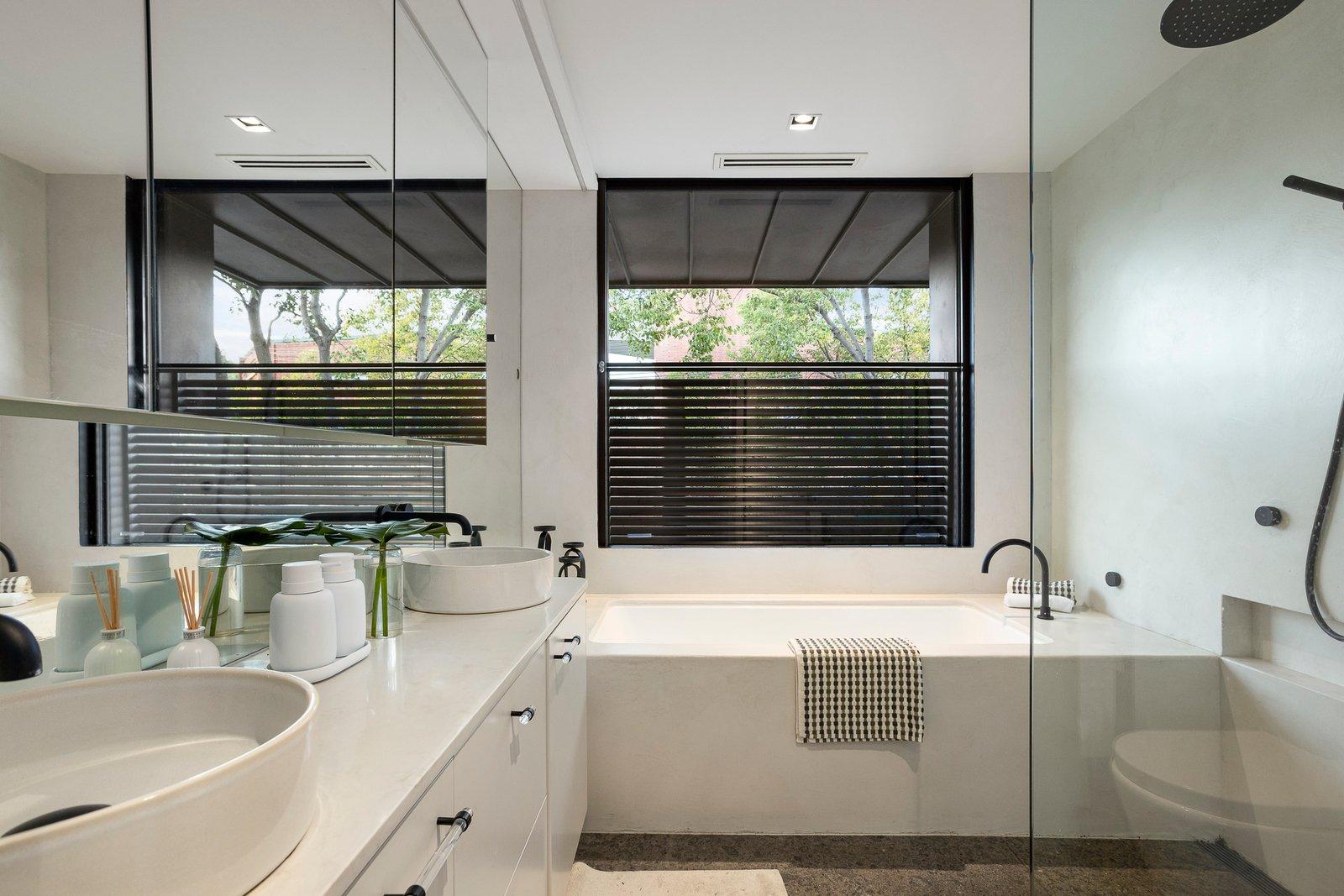 37 Linda Crescent, Hawthorn, 3122