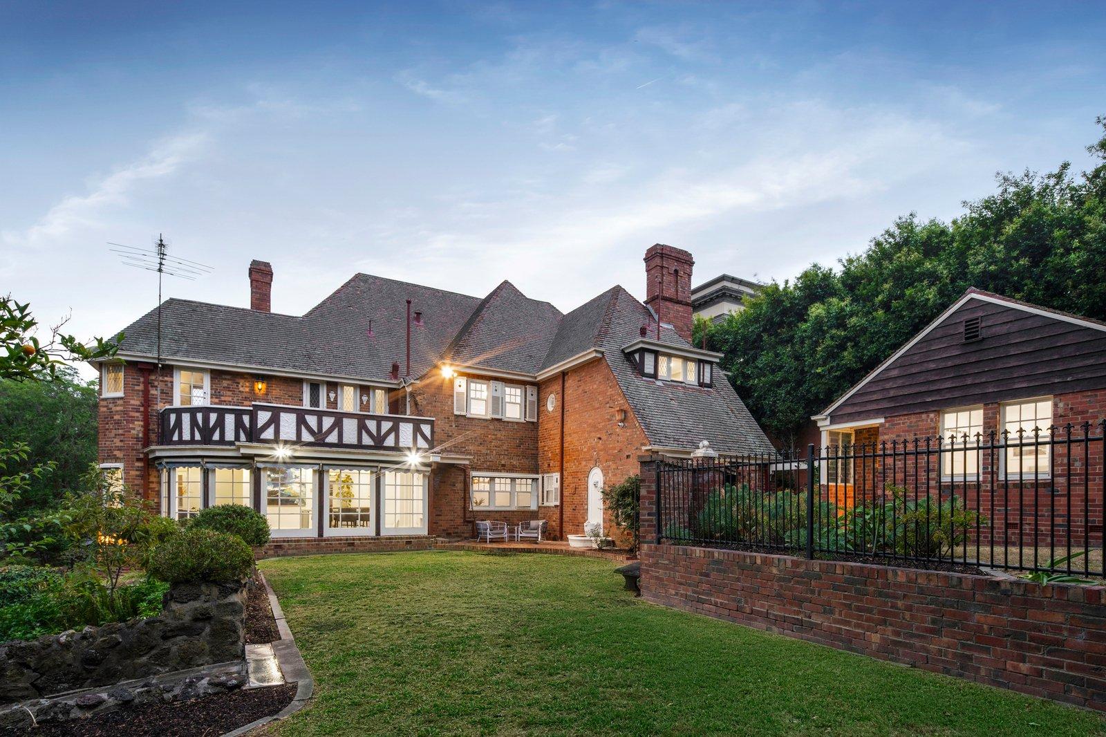 39-41 Hopetoun Road, Toorak, 3142